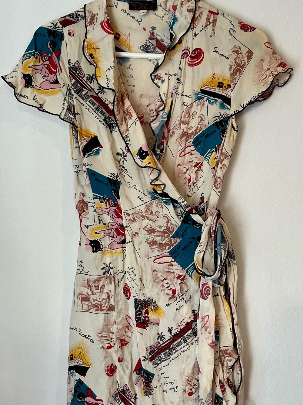 VTg Diva Dolls Dress Retro Mod Beach Diner Size S Ruffle Cap Sleeve Wrap